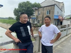 常州溧阳社渚镇两村民成功救助一名落水少年