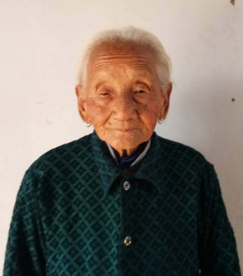 106岁老人照顾73岁偏瘫儿媳——华怀英