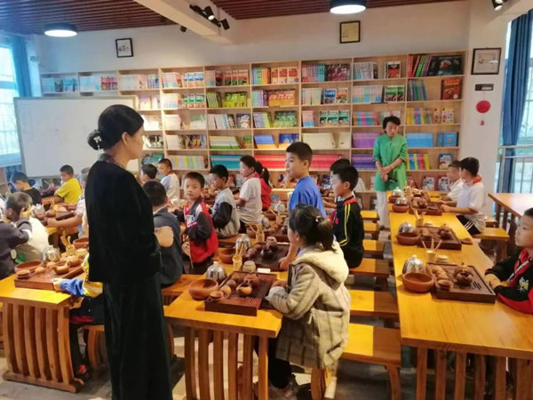 肥城市文明校园展播—潮泉镇中心小学