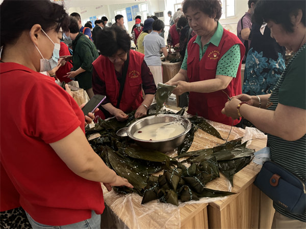 勤俭节约始于心 文明餐桌践于行 李沧区委老干部局开展文明餐桌活动