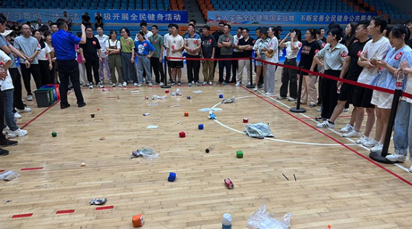 文成县举办“垃圾分类新时尚，全民参与齐点亮”垃圾分类比赛