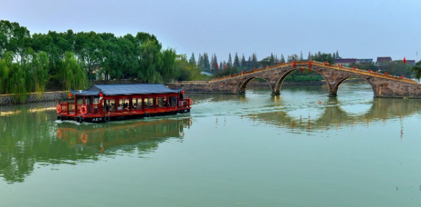 把美丽乡村转化为美丽经济 桐乡这条水上旅游线上新一批观光船