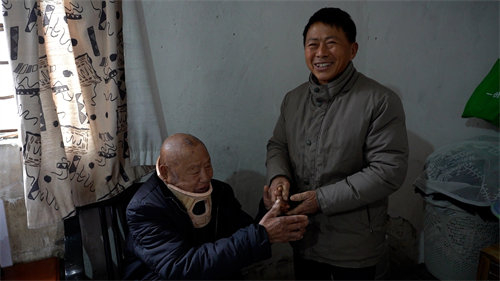 中国好人：嘉善农人夏国连寒冬勇救89岁落水老人