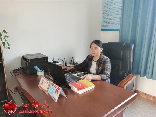  [Representative style] Li Qundi, deputy to the People's Congress of Huanghua Town, Yingde City, actively performs his duties to promote rural revitalization