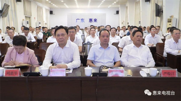  Wei Jielin led a team to South China University of Technology and Guangzhou Food and Drug Vocational College to pair up with schools and counties for assistance