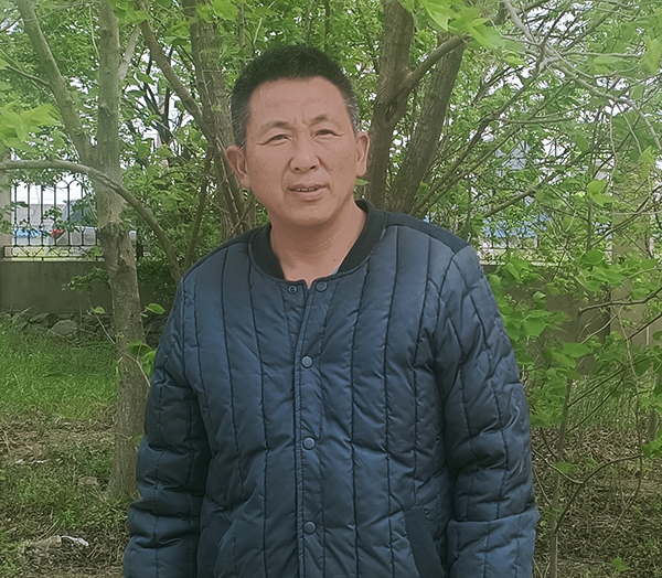 灌云县同兴镇李庄村村民——薛小丁